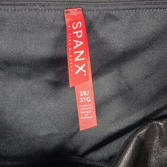 NWT‎ SPANX Shine Black Faux Leather White Stripe Legging 20187P PLUS Size 3X